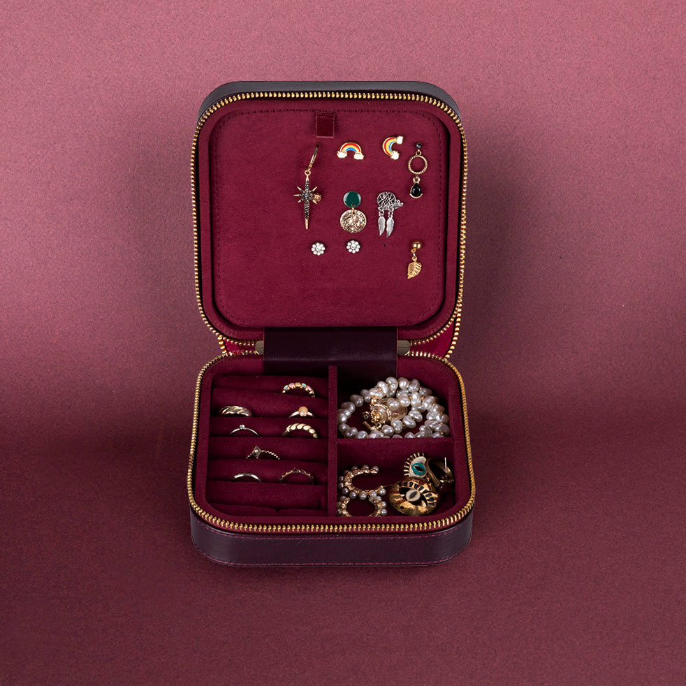 Amanda Leather Jewelry Box, Large Mizuri Leather