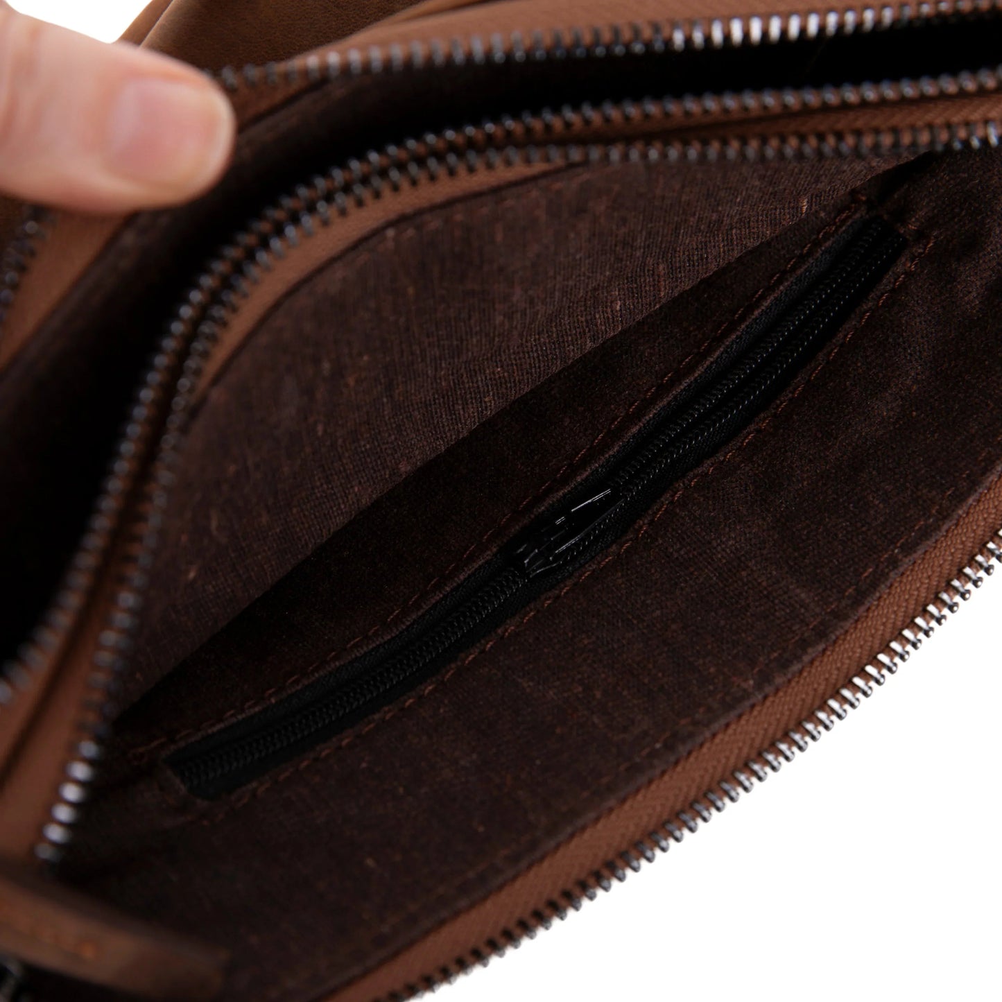 Carrera Valdiero Leather Men's Handbag Mizuri Leather