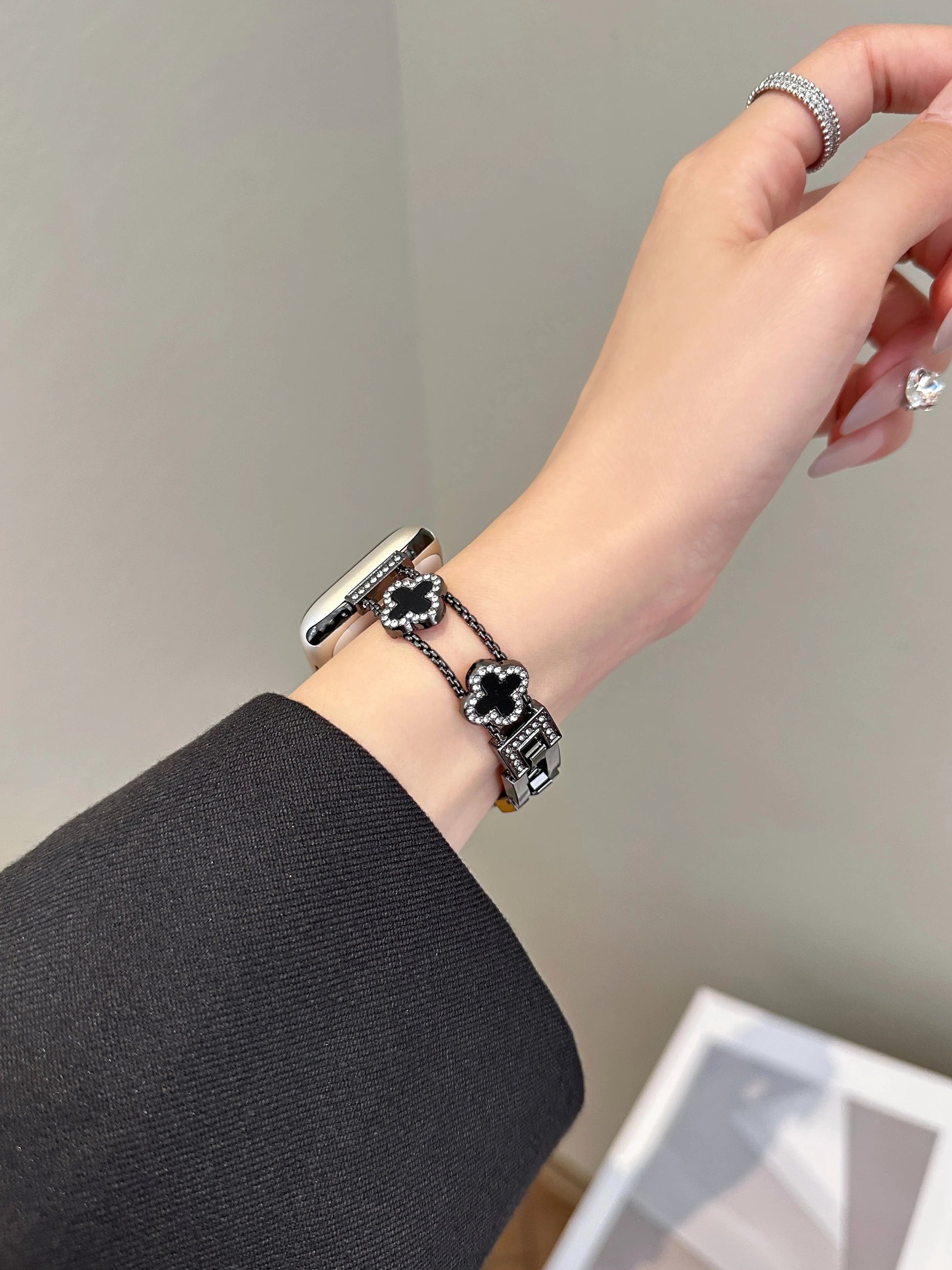 Lucky Clover Crystal Bracelet for Apple Watch - Silver & Black Enamel Chain Strap Wristwatchstraps.co