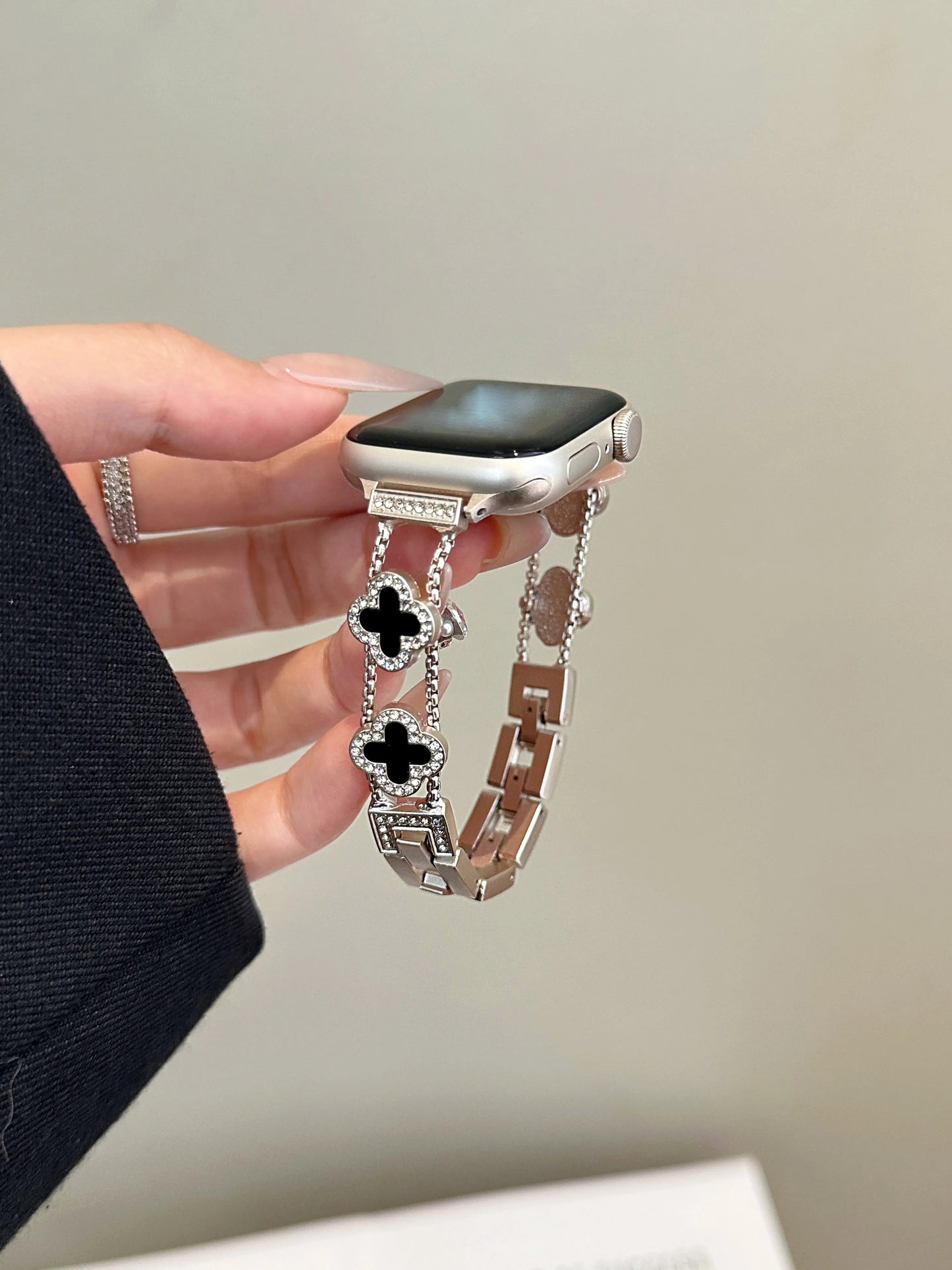 Lucky Clover Crystal Bracelet for Apple Watch - Silver & Black Enamel Chain Strap Wristwatchstraps.co
