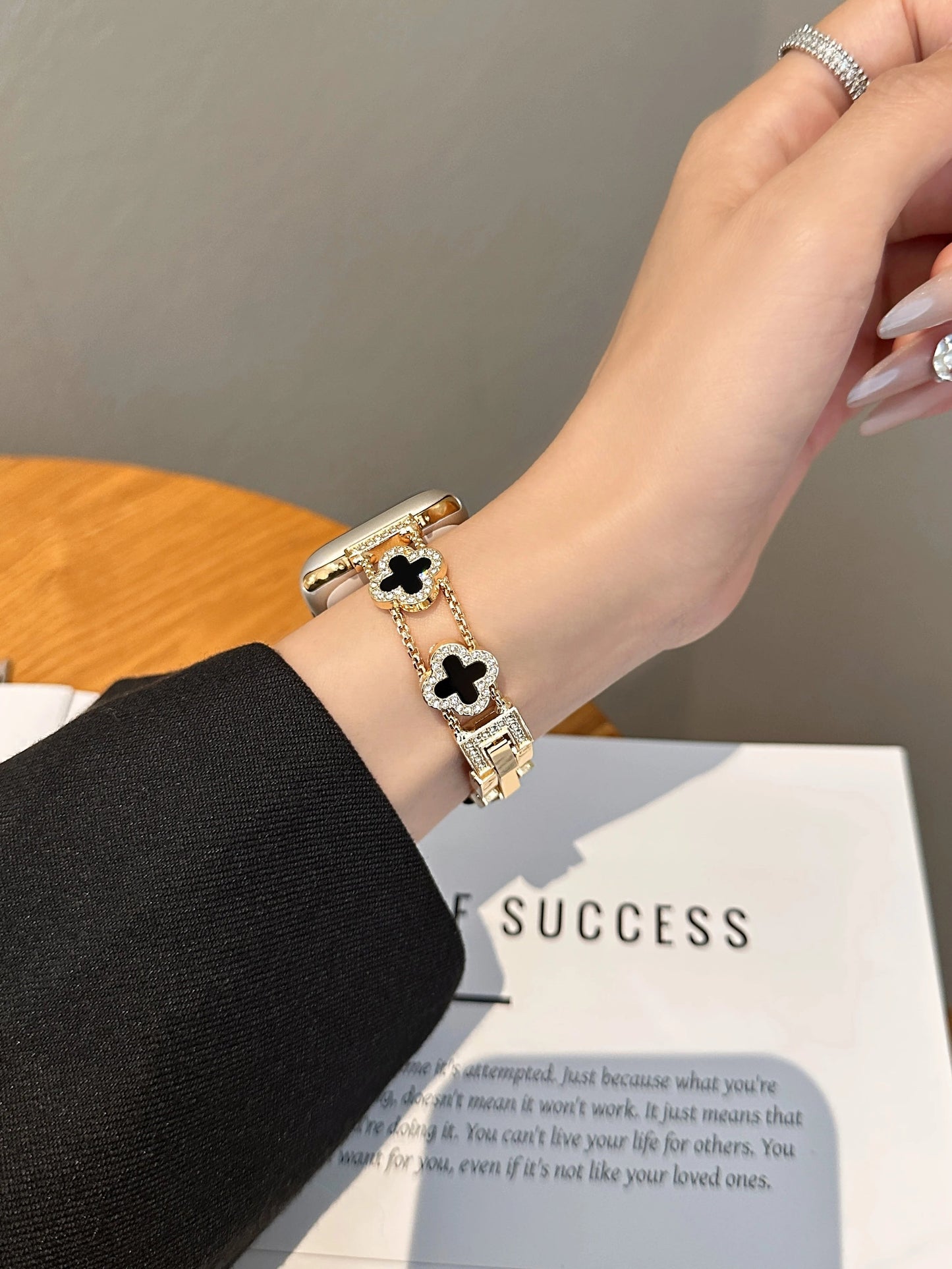 Lucky Clover Crystal Bracelet for Apple Watch - Silver & Black Enamel Chain Strap Wristwatchstraps.co