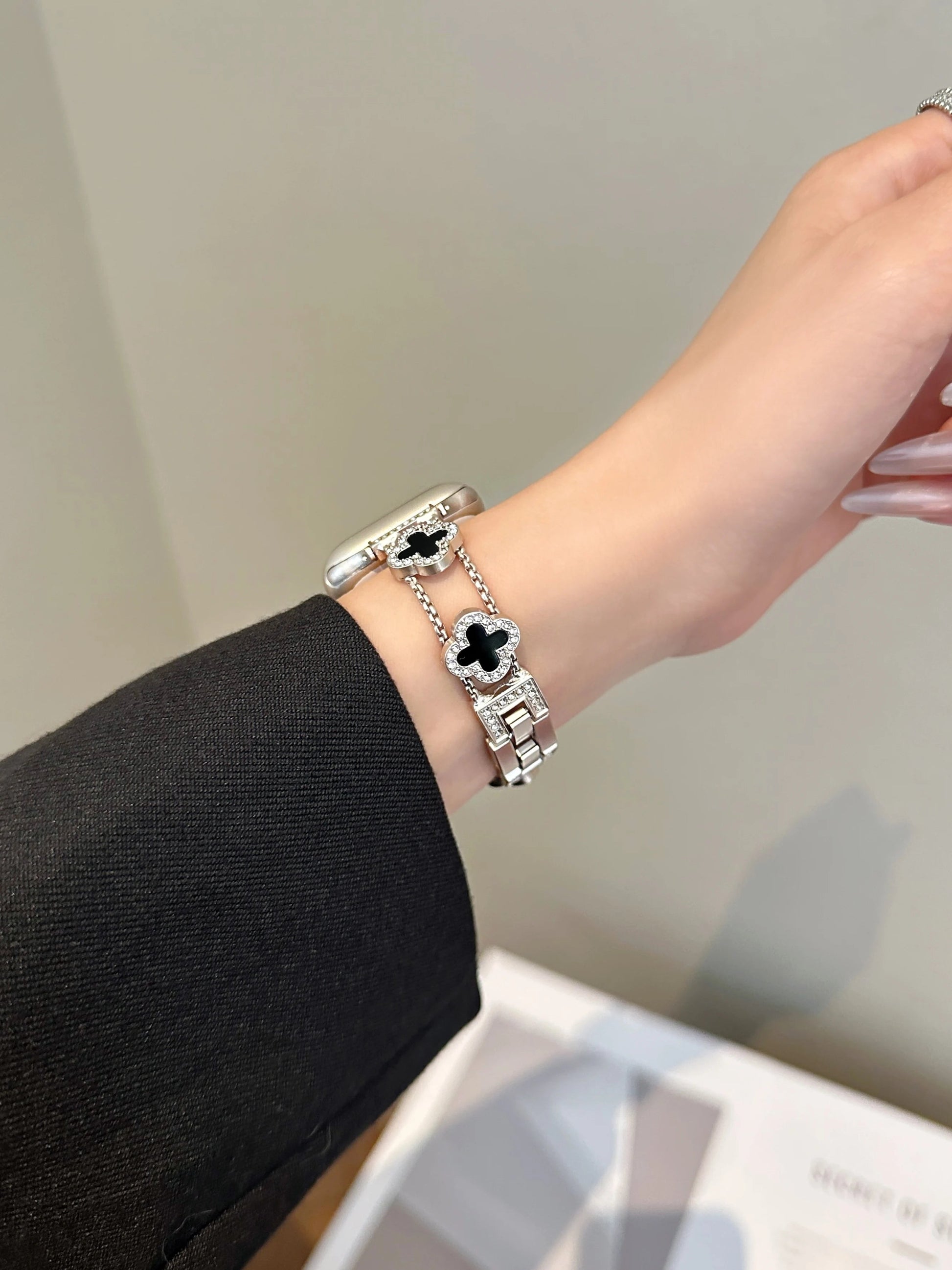 Lucky Clover Crystal Bracelet for Apple Watch - Silver & Black Enamel Chain Strap Wristwatchstraps.co