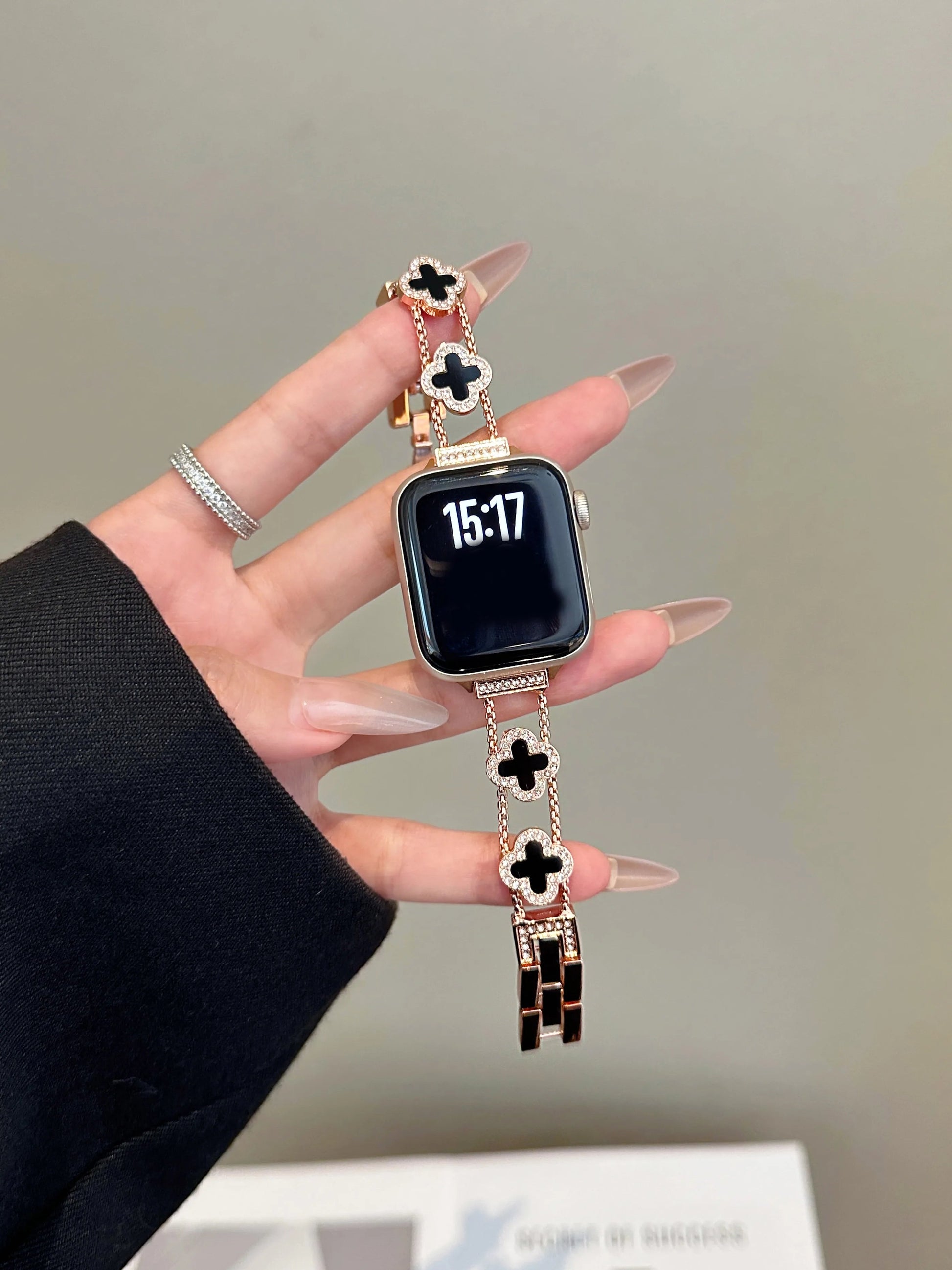 Lucky Clover Crystal Bracelet for Apple Watch - Silver & Black Enamel Chain Strap Wristwatchstraps.co