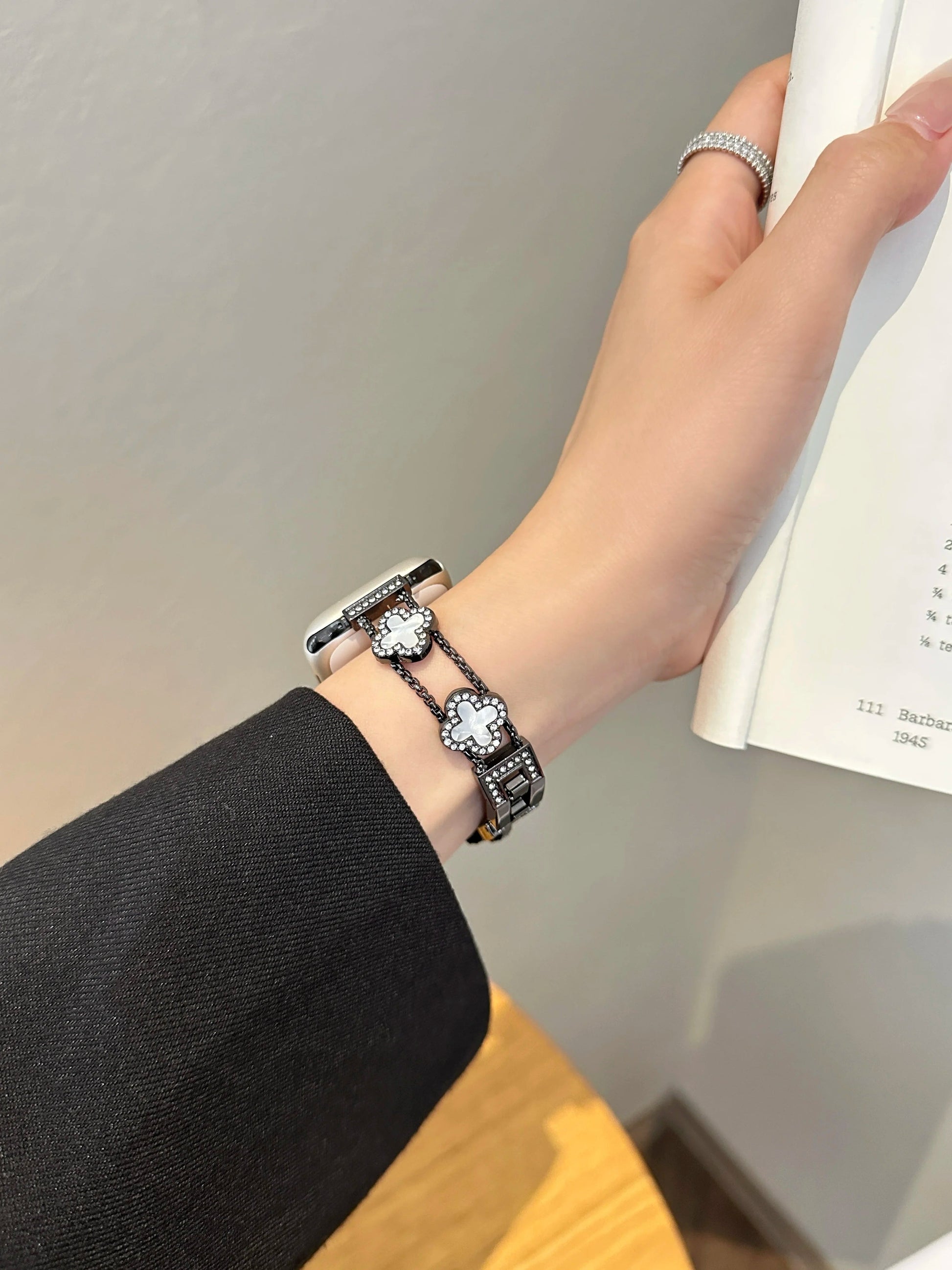 Lucky Clover Crystal Bracelet for Apple Watch - Silver & Black Enamel Chain Strap Wristwatchstraps.co