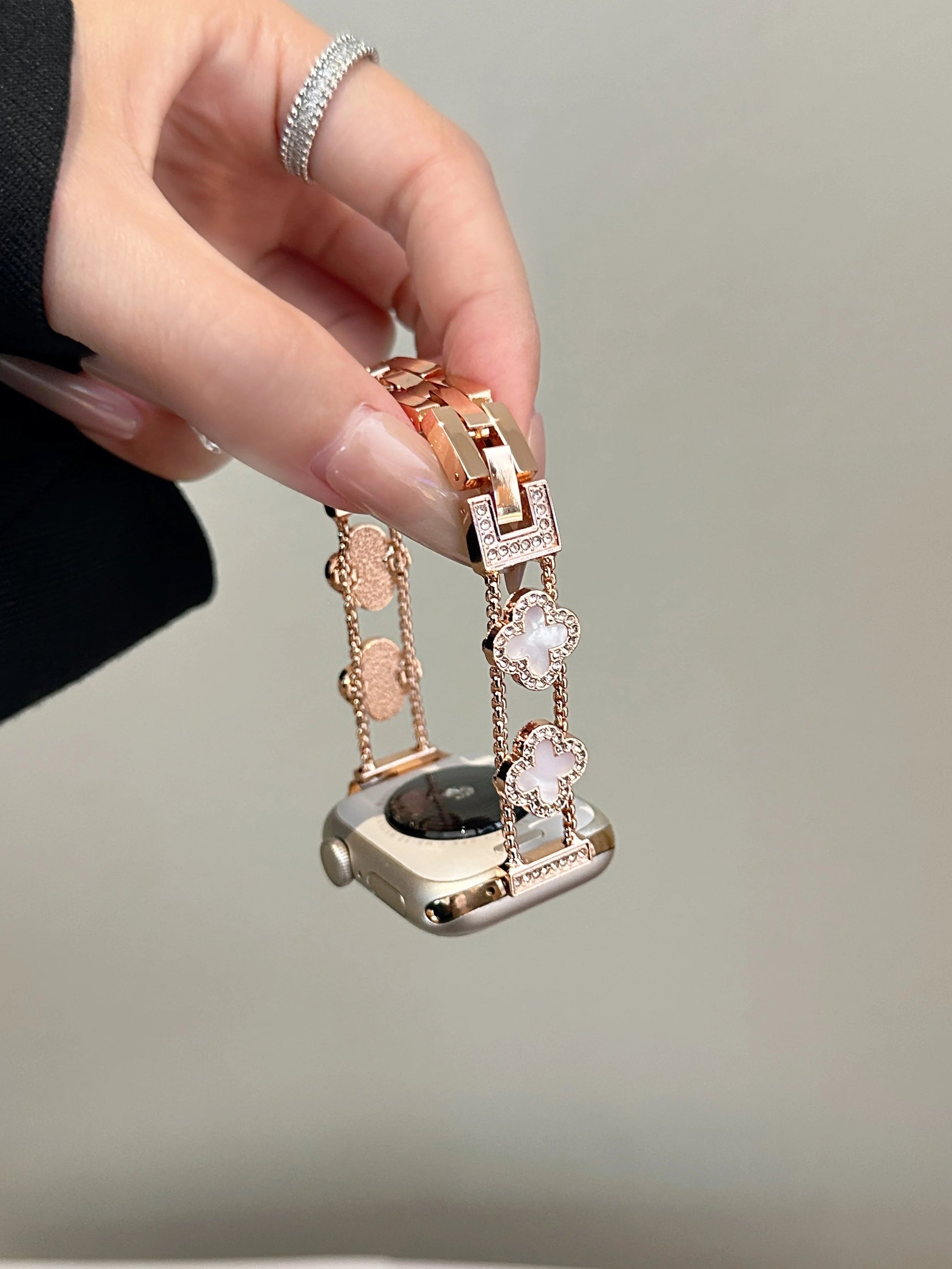 Lucky Clover Crystal Bracelet for Apple Watch - Silver & Black Enamel Chain Strap Wristwatchstraps.co