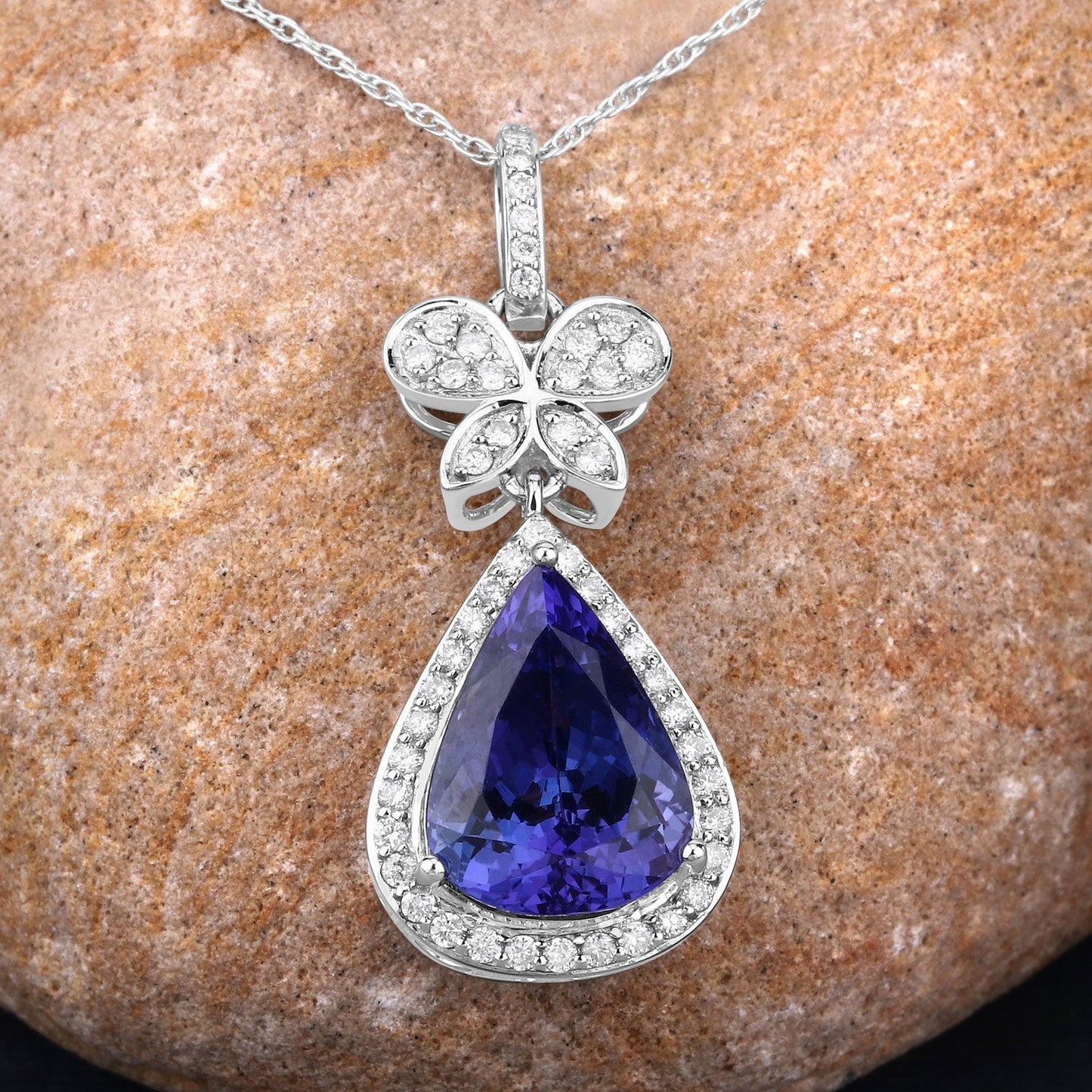 5.54 Carat Genuine Tanzanite and White Diamond 18K White Gold Pendant Bids.com