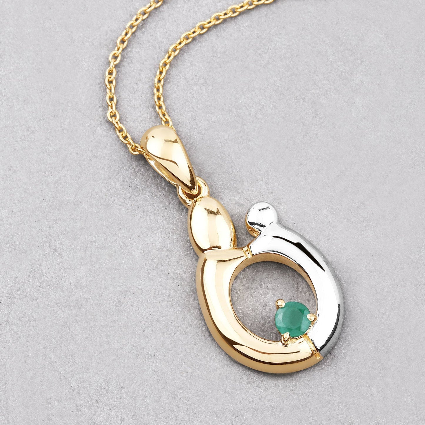 0.17 Carat Genuine Emerald .925 Sterling Silver Pendant Bids.com