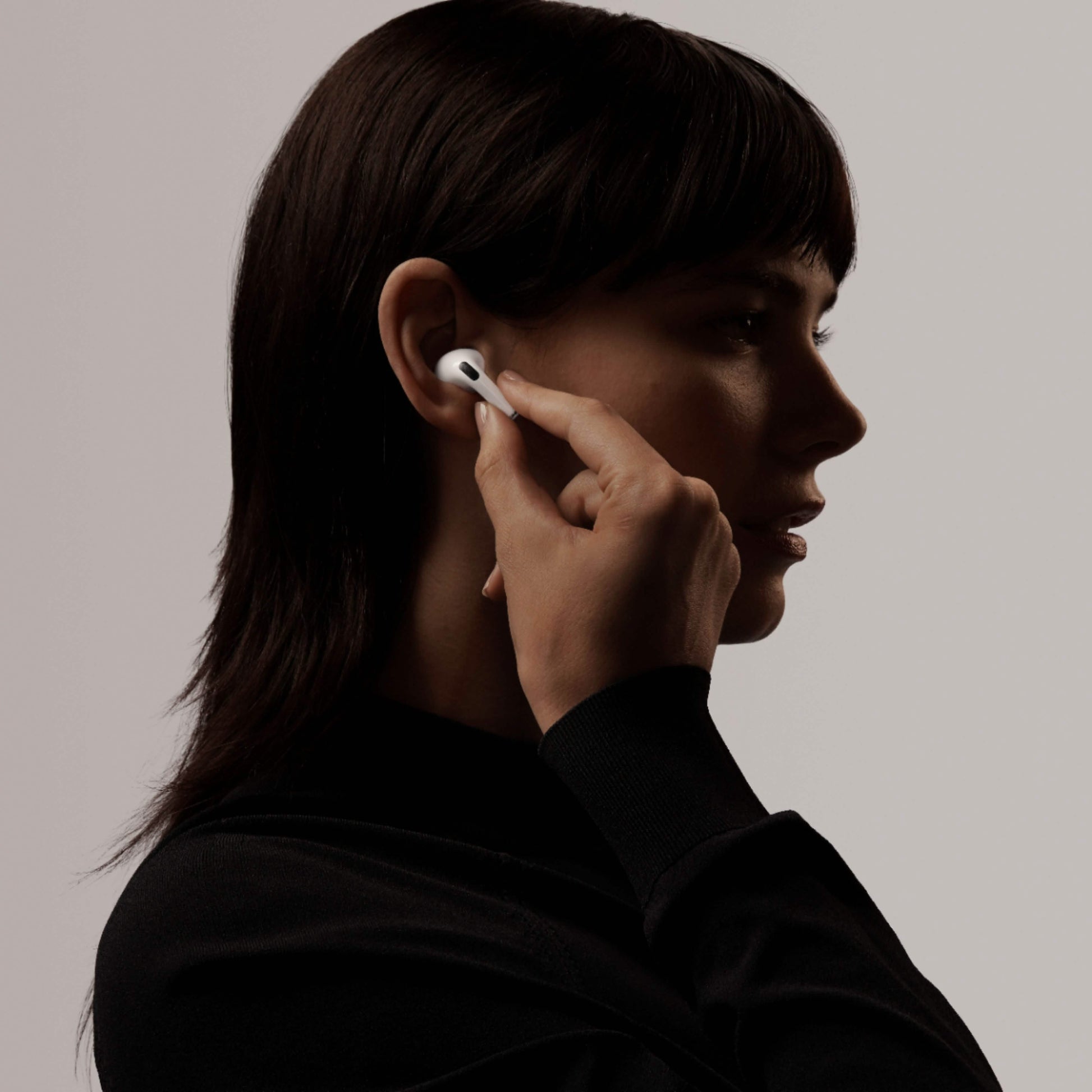 Apple AirPods Pro with Wireless Charging Case DailySale
