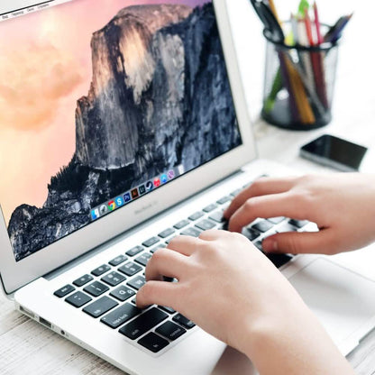 Apple MacBook Air MD760LL/A Core i5 1.3 13-Inch 4GB RAM 128GB (Refurbished) DailySale