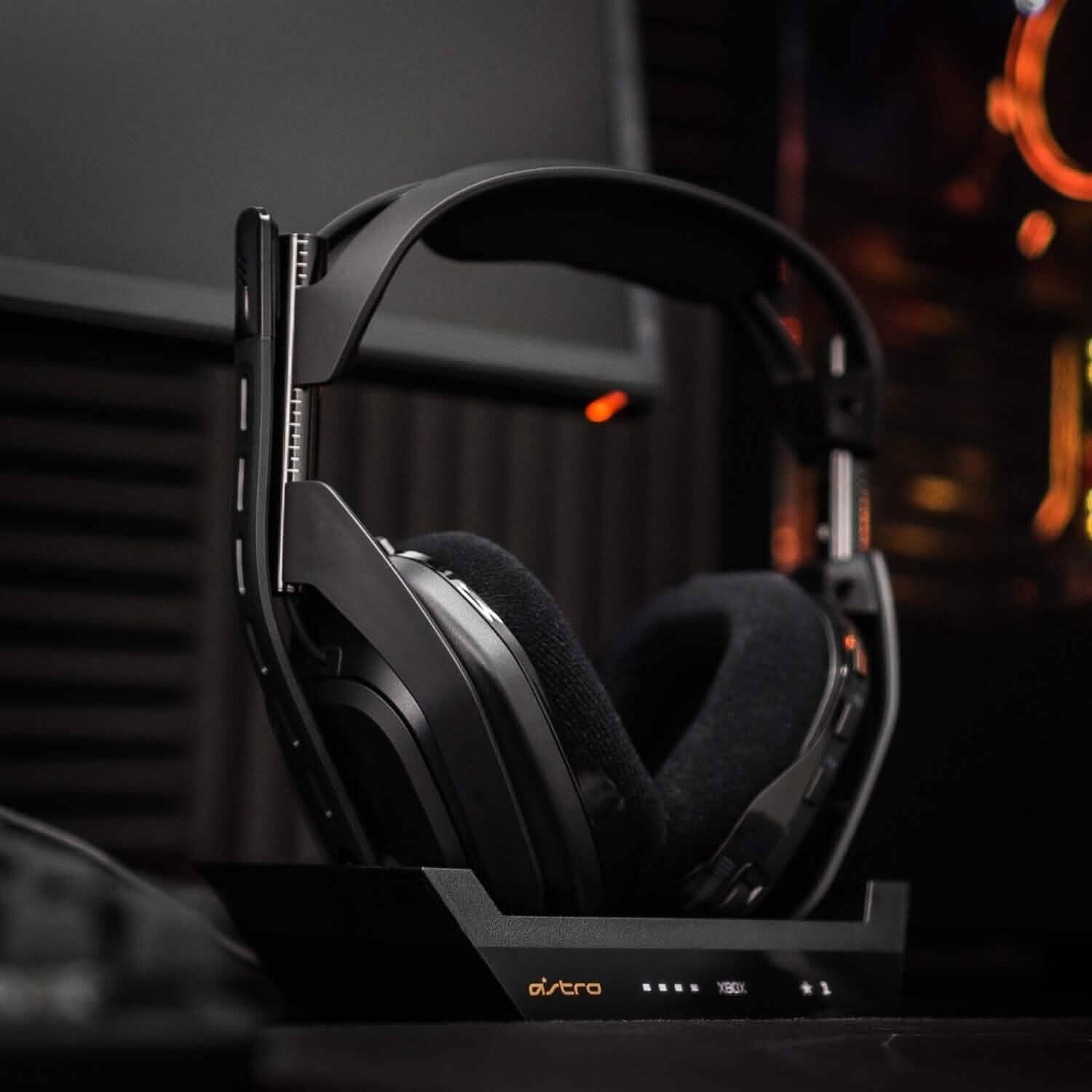 ASTRO Gaming A50 Wireless Headset + Base Station Gen 4 - Compatible with Xbox Series X|S, Xbox One, PC, Mac (Refurbished) DailySale