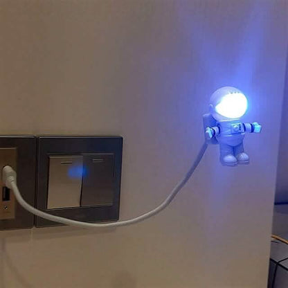 Astronaut Reading LED Night Light DailySale