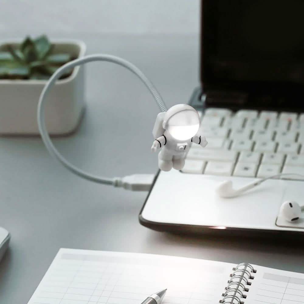 Astronaut USB Mini Lamp DailySale