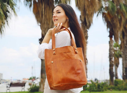 Moon Women’s Leather Bag – Genuine Leather Women’s Tote & Shoulder Bag for Everyday Elegance | Minimal & Handcrafted Mizuri Leather