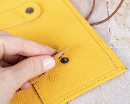 Leather Cable Organizer Mizuri Leather