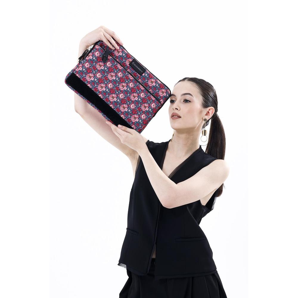 Blossom Lovin' 15-16 inch Laptop / MacBook Sleeve Mizuri Leather
