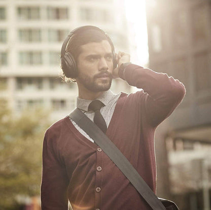 Bose QuietComfort 35 II Wireless Bluetooth Headphones DailySale