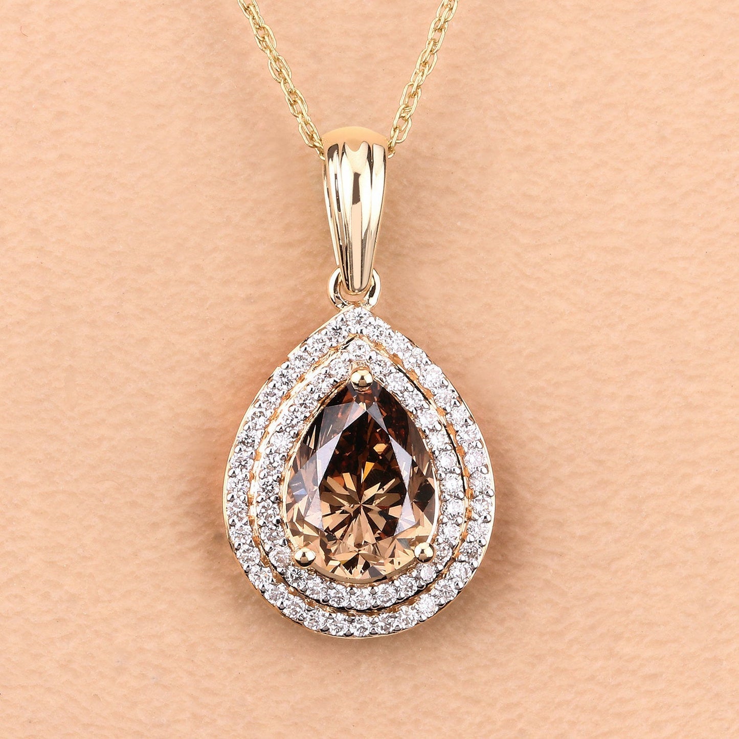 IGI Certified 2.01 Carat Genuine Brown Diamond Center and 0.29cttw White Diamond 18K Yellow Gold Pendant (2.30cttw) Bids.com
