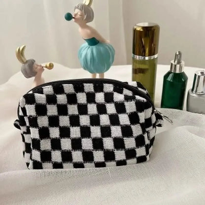 Checkered Pattern Zipper Makeup Bag DailySale