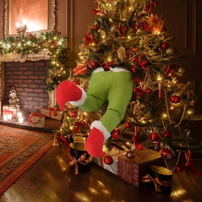 Christmas Thief Stole Burlap Pose DailySale