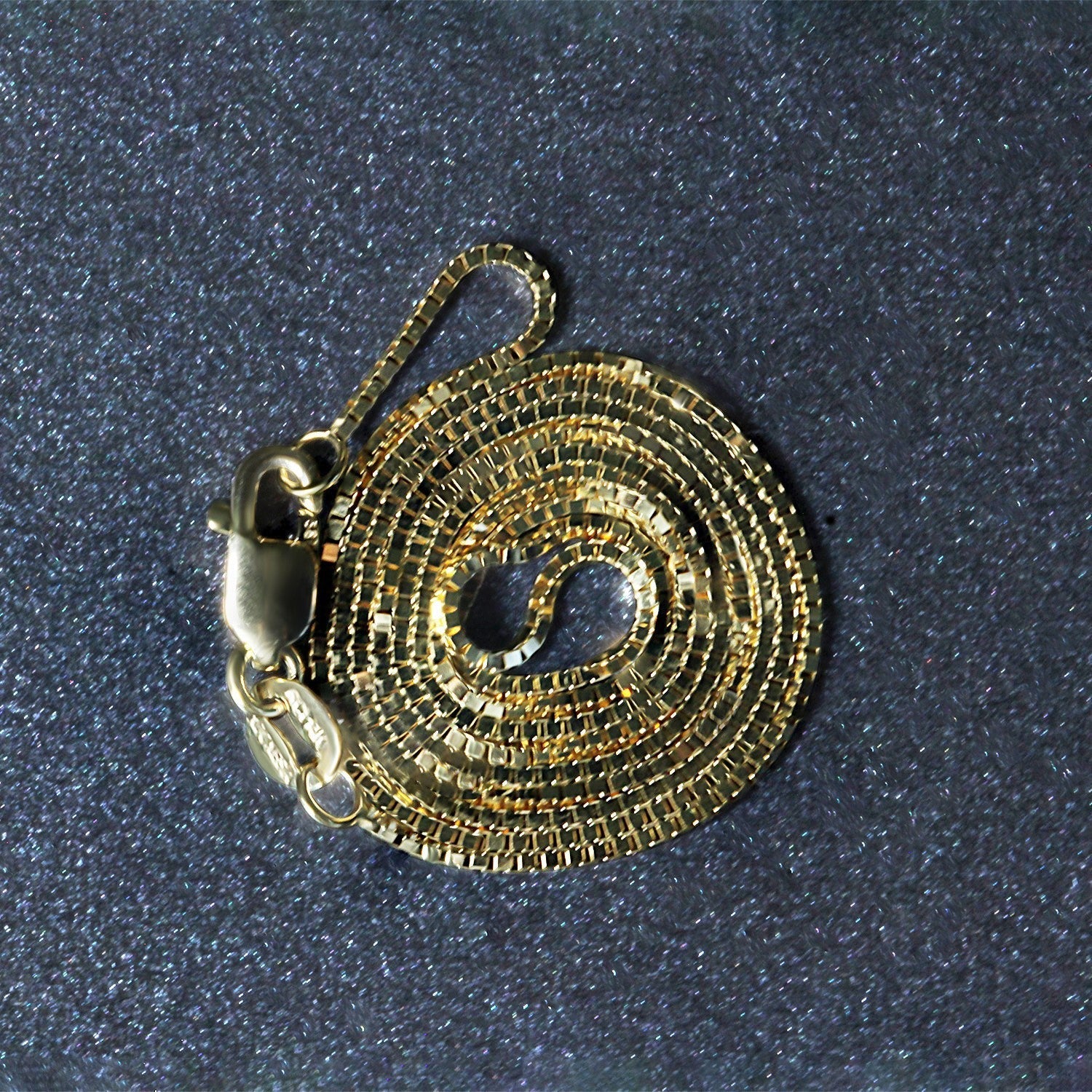14k Yellow Gold Classic Box Chain 0.8mm Bids.com