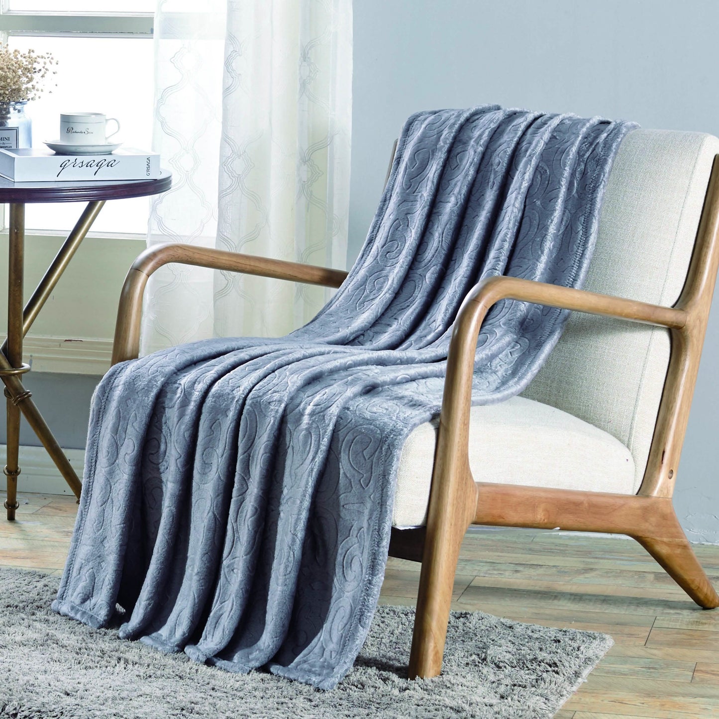 Dama Flannel Fleece Blanket DailySale