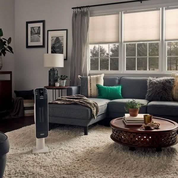 DeLonghi Tower Ceramic Heater (Refurbished) DailySale