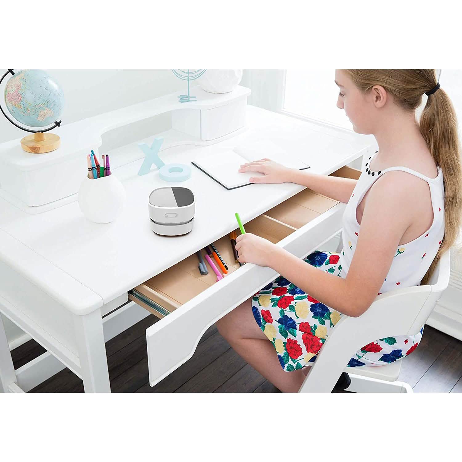 Desktop Vacuum Cleaner, Energy Saving Mini Tabletop Dust Sweeper DailySale