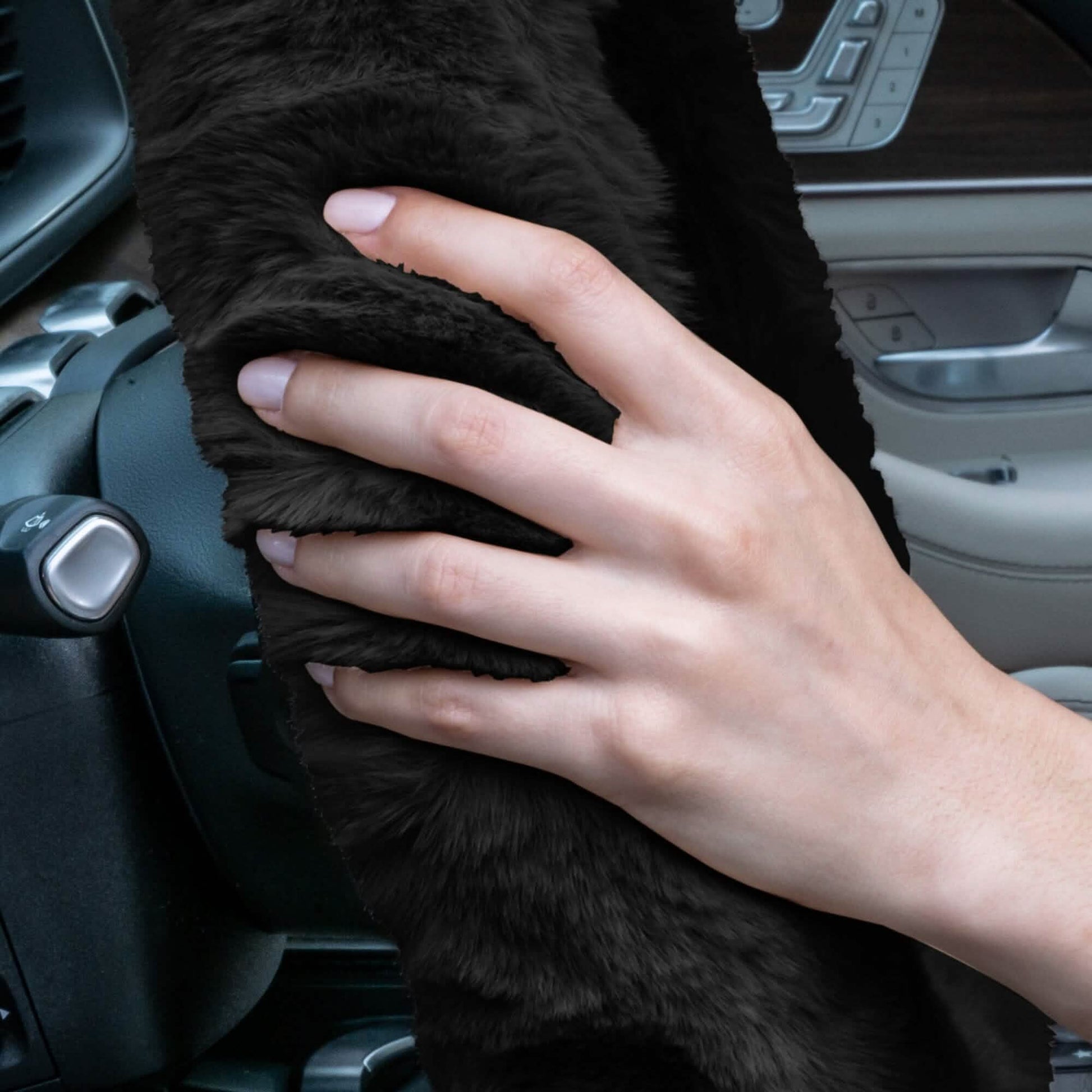 Doe16 Faux Rabbit Fur Steering Wheel Cover DailySale