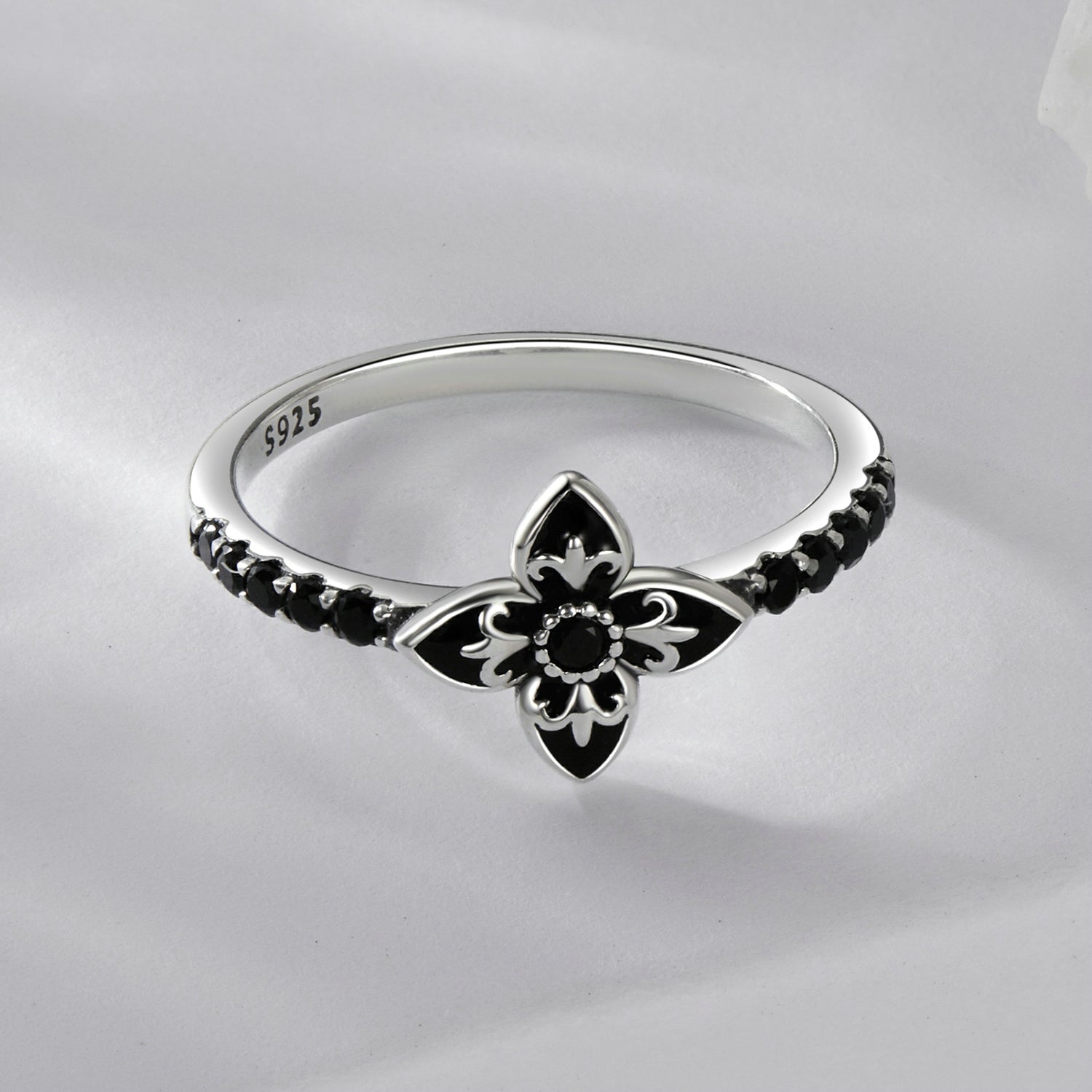 925 Sterling Silver Enamel 0.9x1.0cm Pendant Rings for Women Bids.com