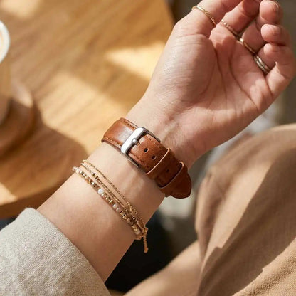 Modern Leather Strap Anhem