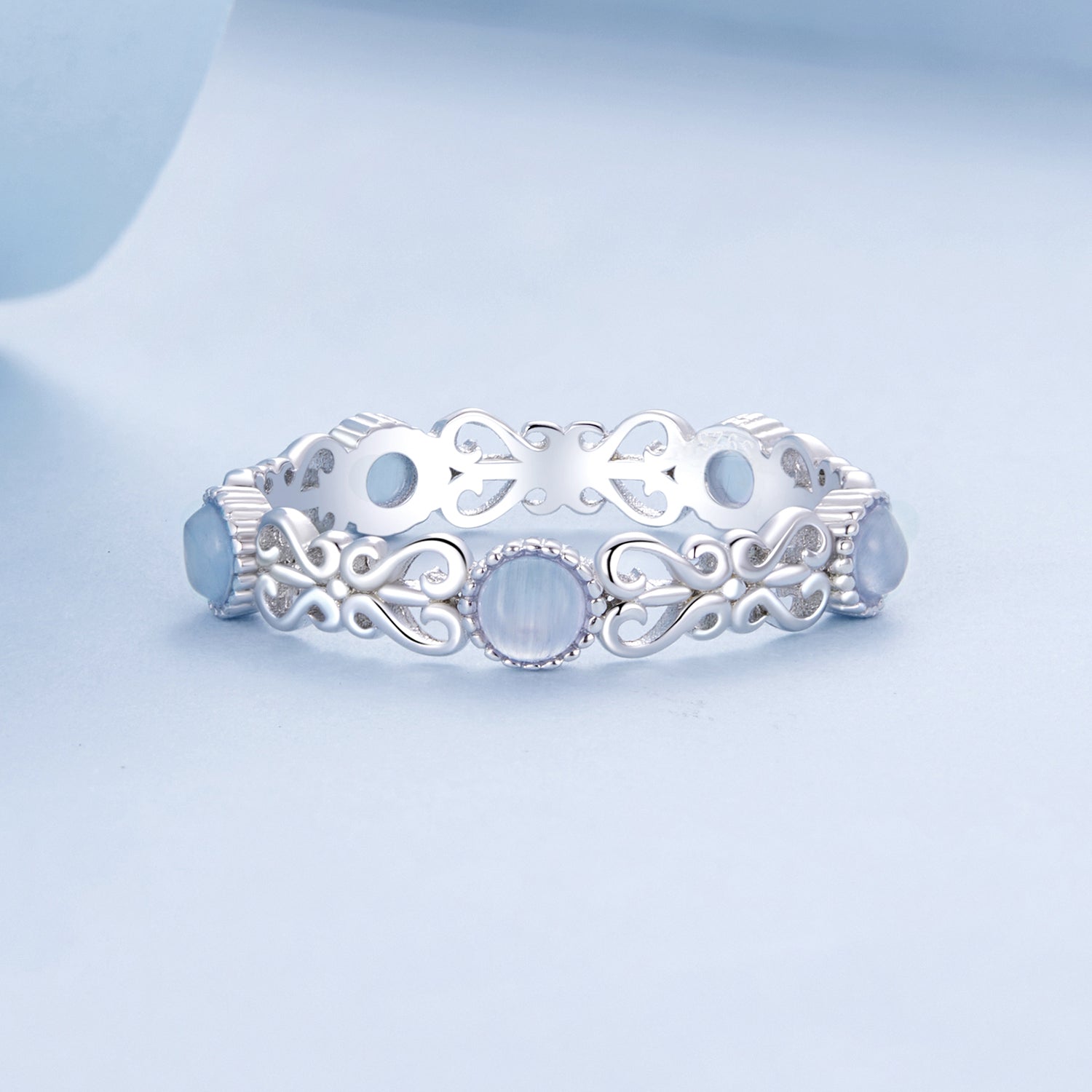 S925 Sterling Silver 4mm Plated Platinum Ring for Women Size 6.0 Bids.com