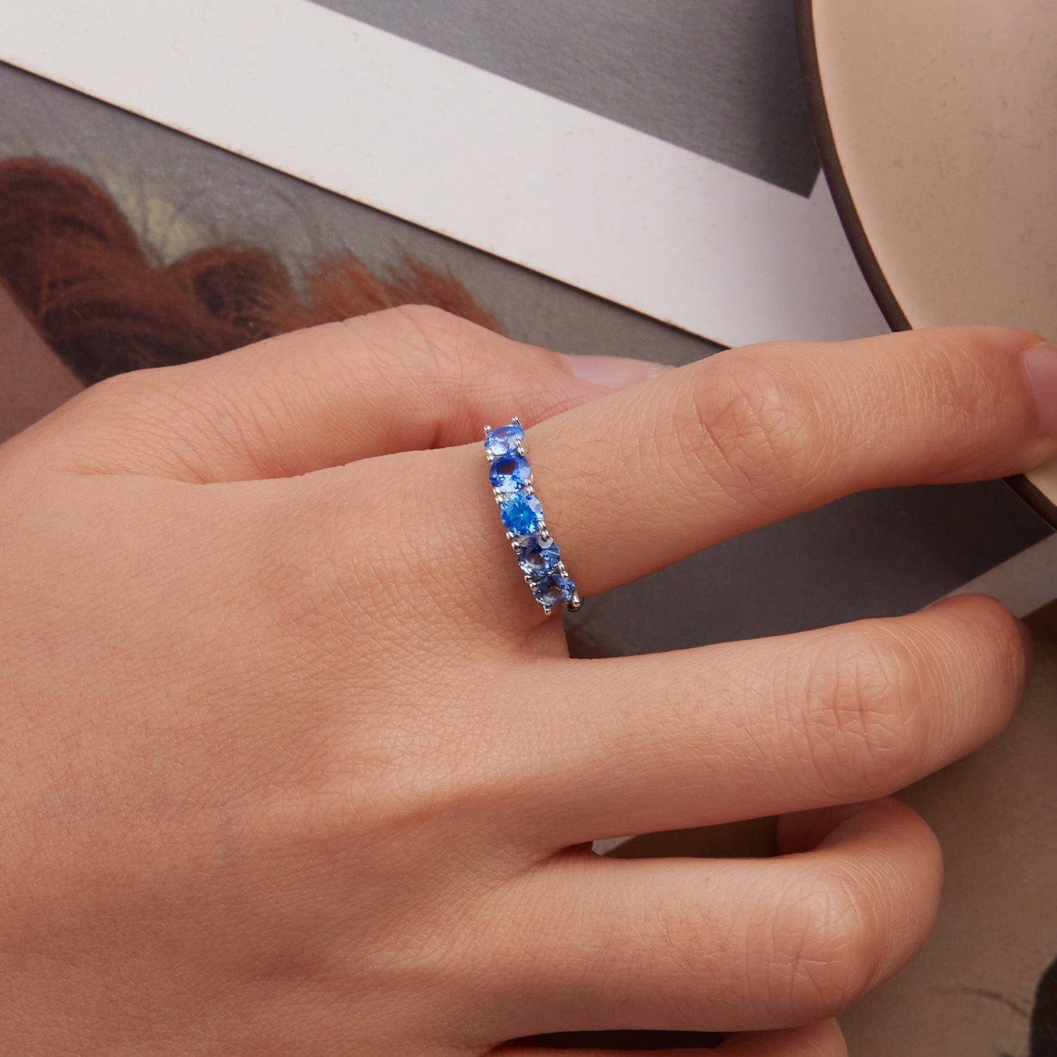 925 Sterling Silver Ring with White Gold Plating for Women, Size 6.0 Bids.com