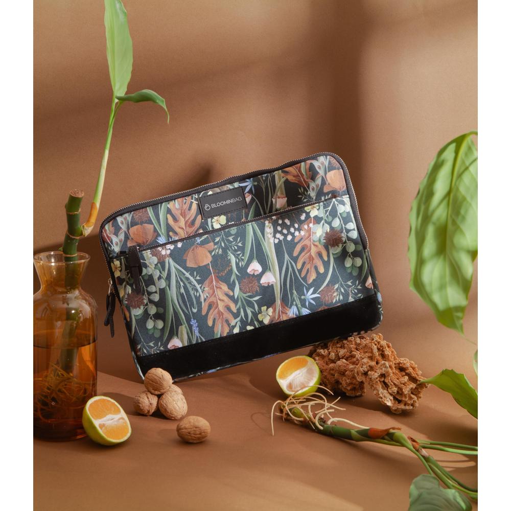 Eco Forest 14 inch Laptop / MacBook Sleeve Mizuri Leather