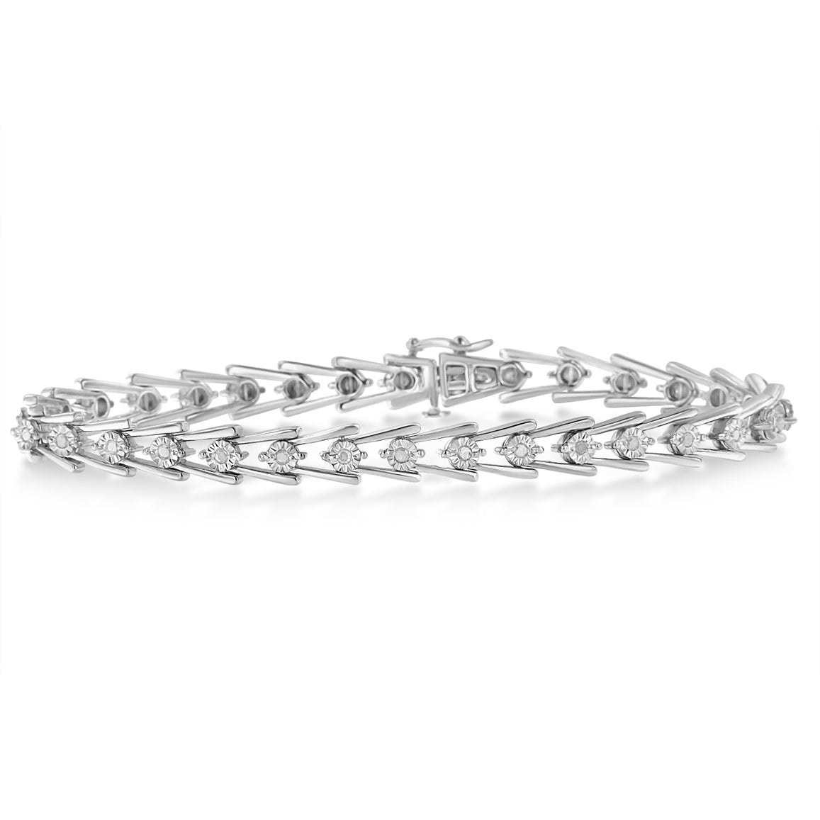 Sterling Silver Diamond Wave-Style Link Bracelet (0.5 cttw, I-J Color, I3 Clarity) Bids.com