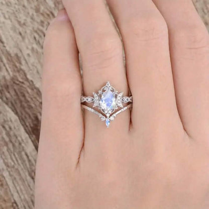 Elegant Moon Crown Ring DailySale