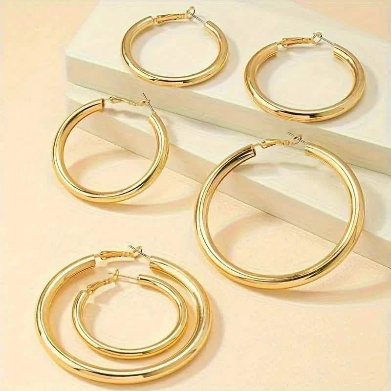 Elegant, Trendy and Shiny Gold Hoop Earrings DailySale