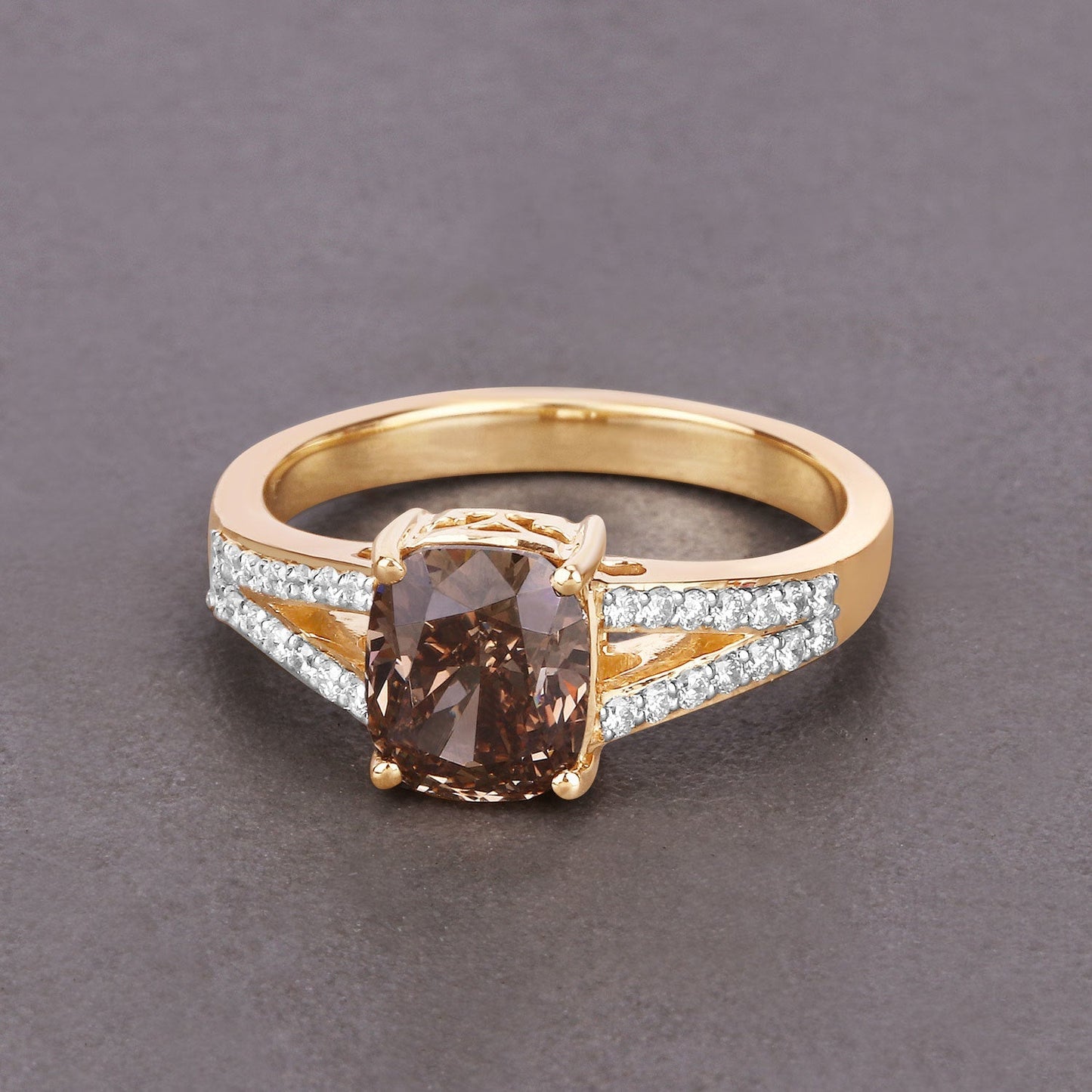IGI Certified 2.02 Carat Genuine Brown Diamond Center and 0.22cttw White Diamond 18K Yellow Gold Ring (2.24cttw) Bids.com
