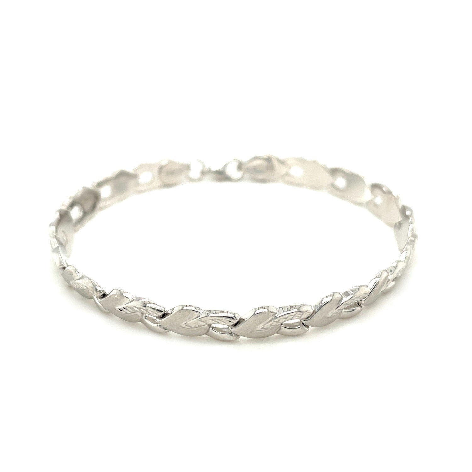 14k White Gold Heart Shape Textured Bracelet Bids.com