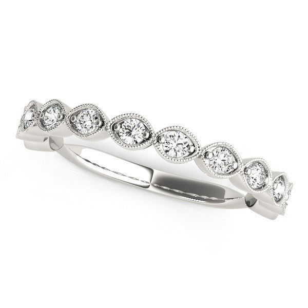 14k White Gold Antique Style Diamond Wedding Band (3/8 cttw) Bids.com