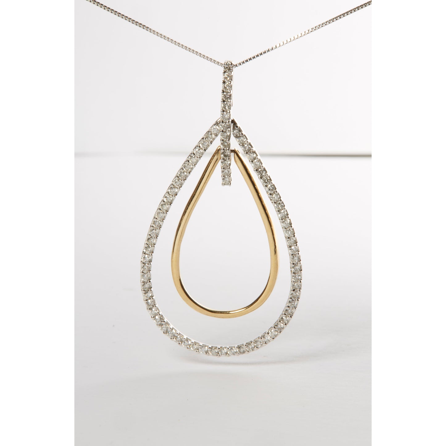 14K Two-Tone Gold Round Cut Diamond Double Burst Pendant Necklace (1.00 cttw, H-I Color, SI2-I1 Clarity) Bids.com