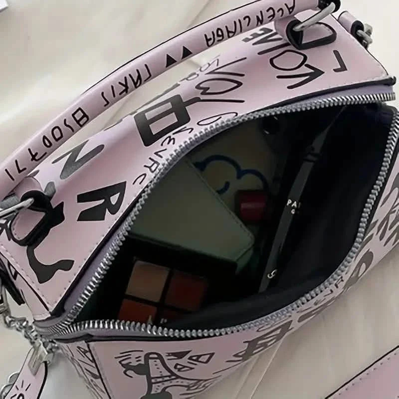 Graffiti Trendy Chain Crossbody Bag for Women DailySale