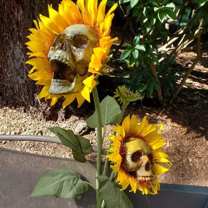 Halloween Sunflower Skull Head Garden Decoration DailySale