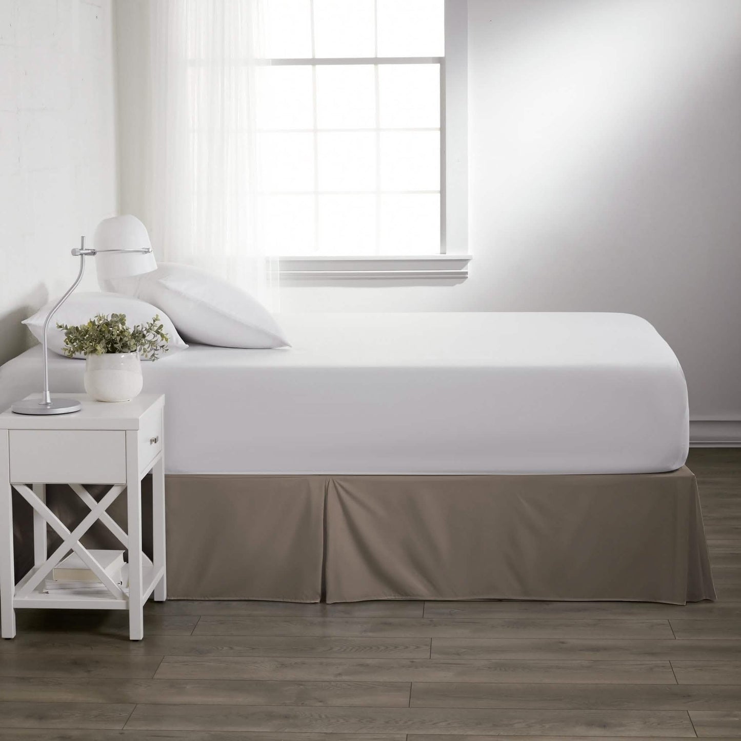 Hypoallergenic Pleated Premium Solid Bed Skirt DailySale