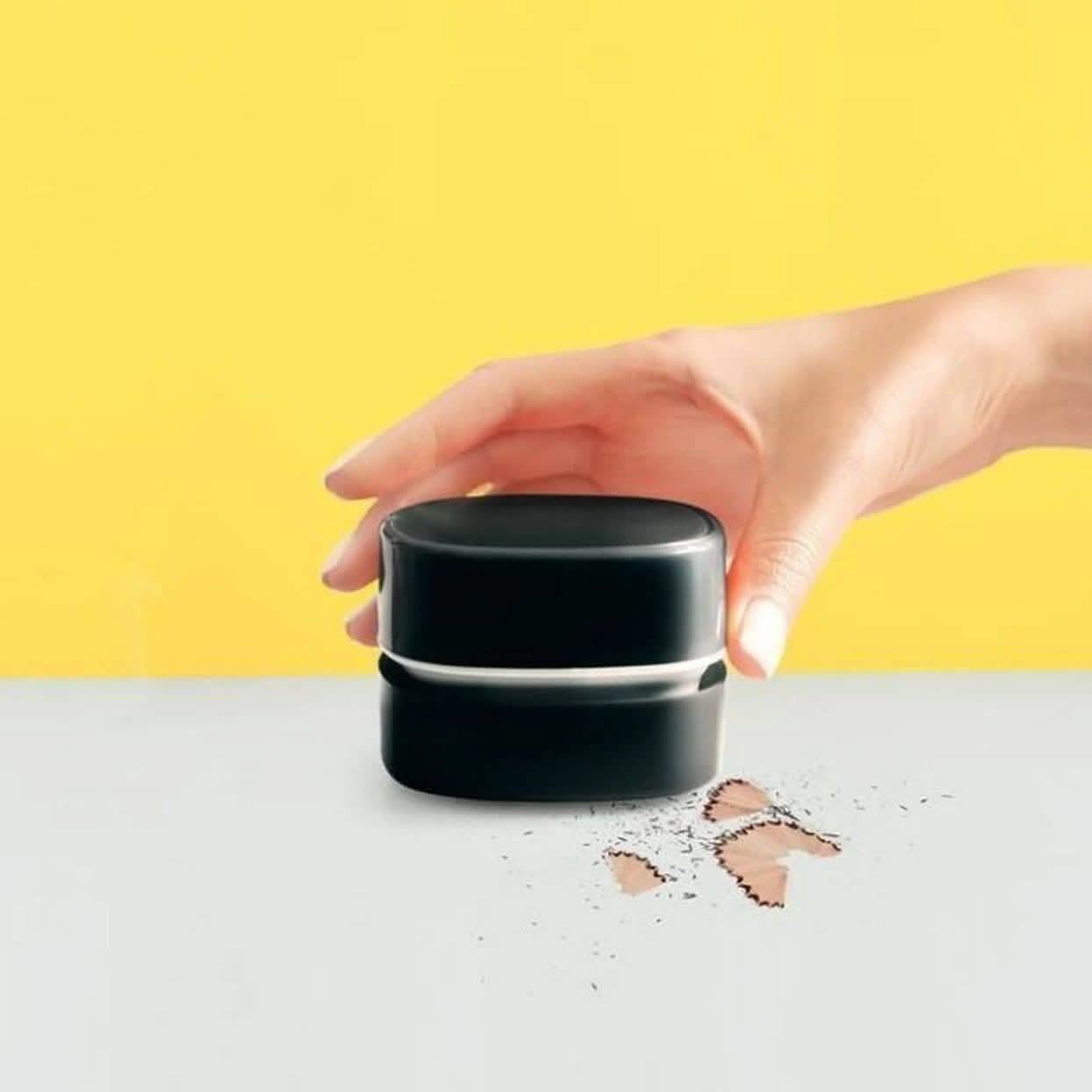 iJoy Ta-Da Battery Powered Mini Desktop Vacuum Cleaner DailySale