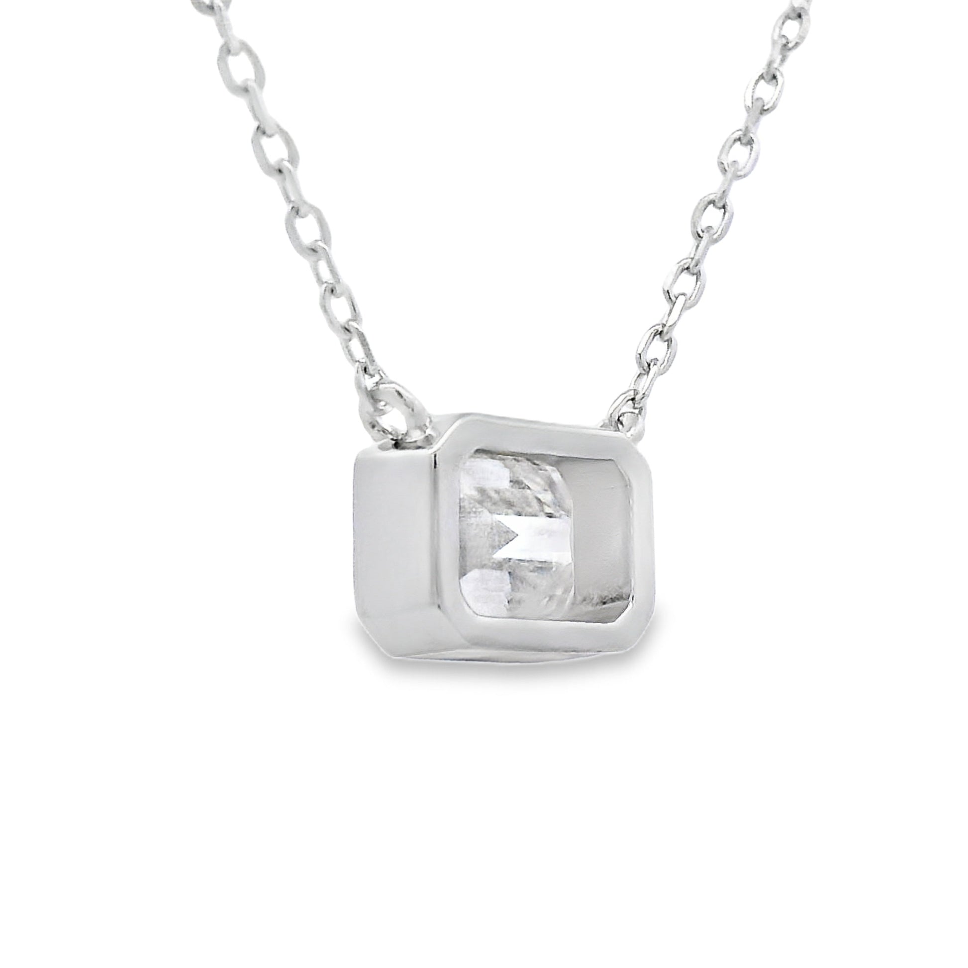 Natural .85ct Moissanite Pendant Sterling Silver Bids.com