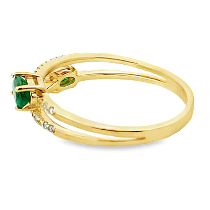 Natural .57ct Emerald Diamond Ring 14KT Yellow Gold Bids.com