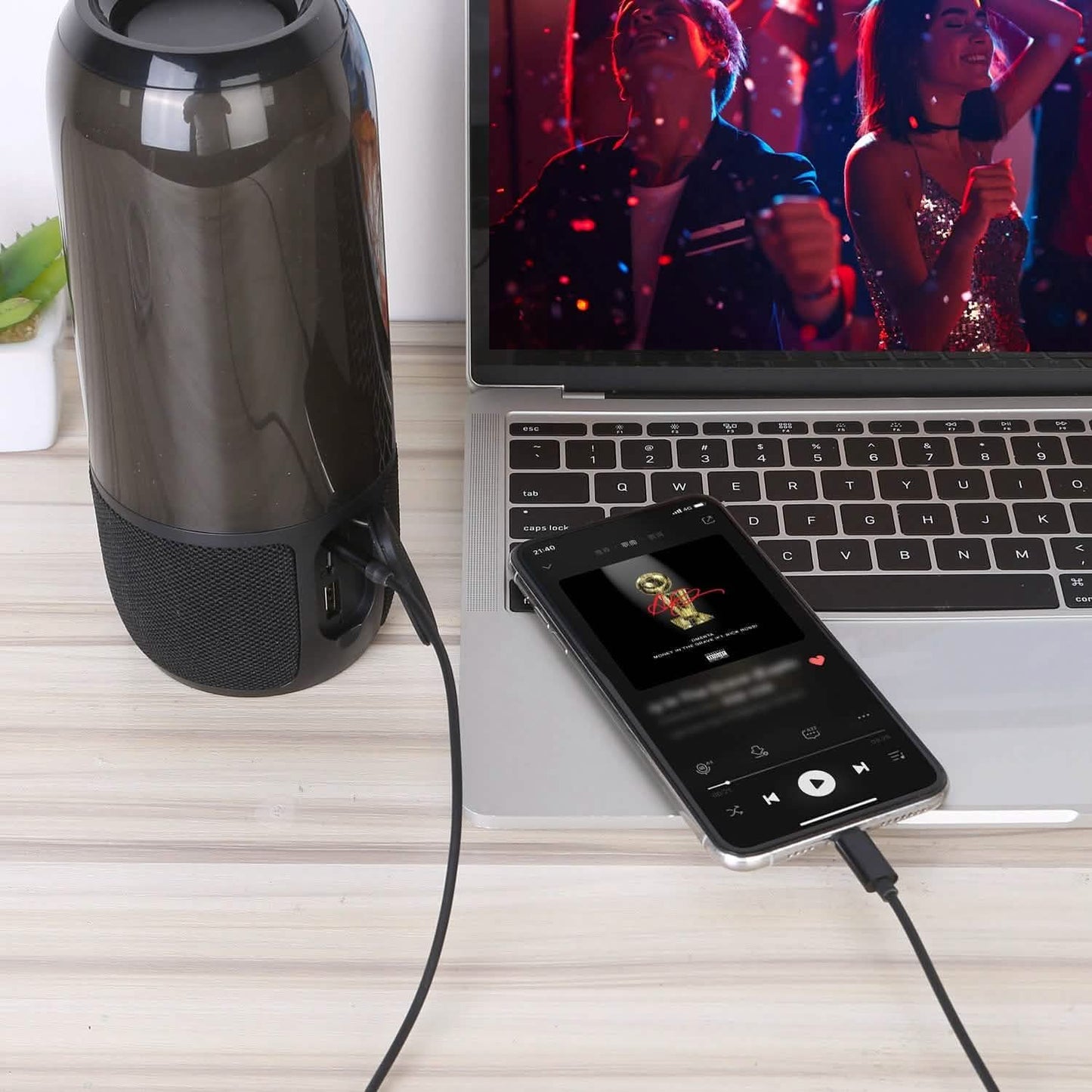 iOS 8 Pin to 3.5mm Aux Audio Adapter Cord DailySale