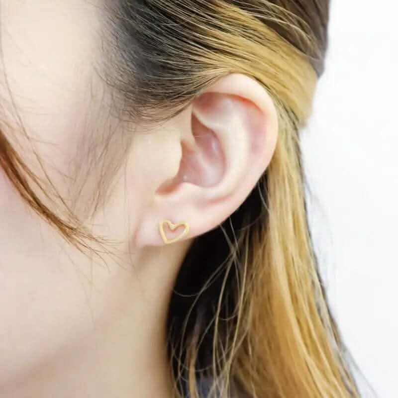 Love Stud Alloy Heart Earrings DailySale