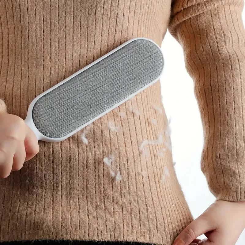 Manual Electrostatic Sticky Lint Pet Hair Dust Brush DailySale