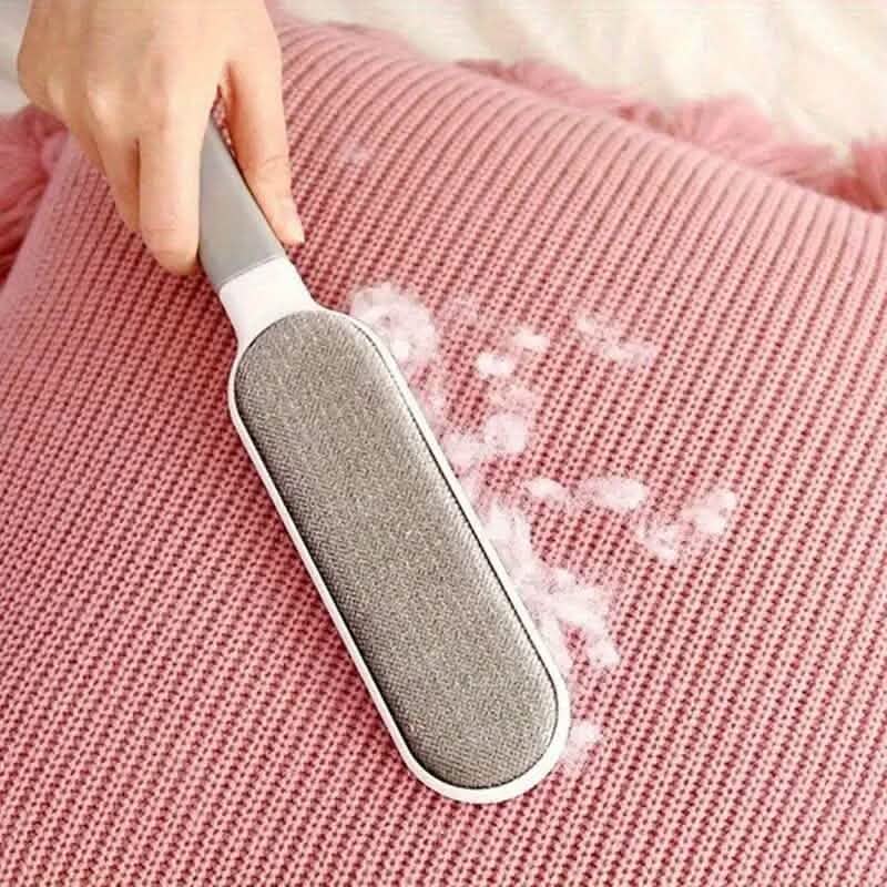 Manual Electrostatic Sticky Lint Pet Hair Dust Brush DailySale